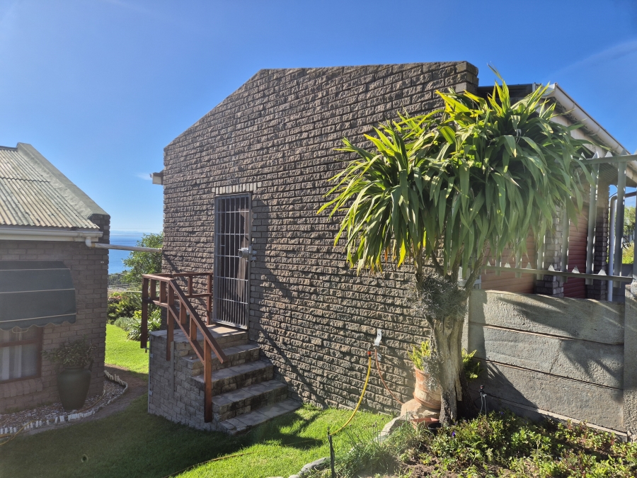 5 Bedroom Property for Sale in Kleinkoornhuis Western Cape